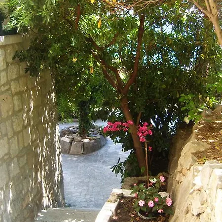 Bella Vista