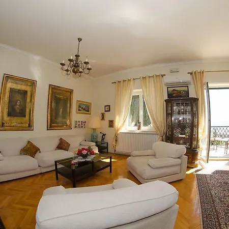 Bella Vista Villa